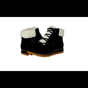 Sorel Harlow Lace Cozy black boots